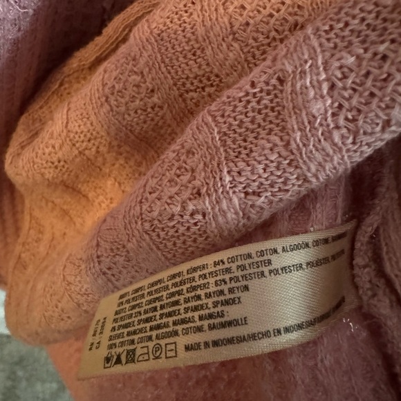 Saturday Sunday Anthropologie Pink Long Sleeve Knit Top - Picture 3 of 6